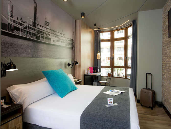 Casual Valencia Vintage: Unieke Vakantiedeal Spanje!