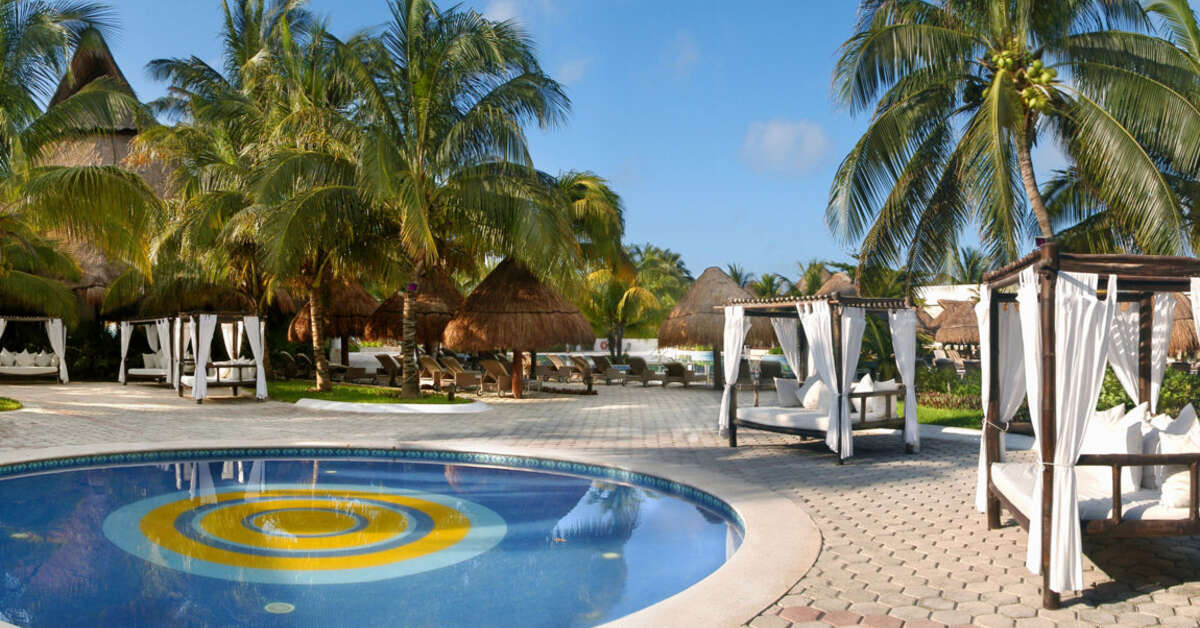 Zwembad van Catalonia Royal Tulum Hotel Puerto Aventuras, Mexico foto 3
