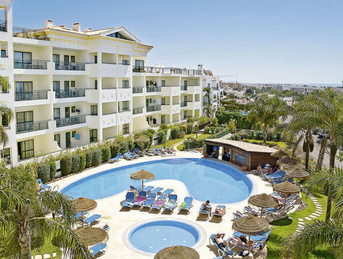 Zwembad van Cerro Mar Atlantico Hotel in Albufeira, Portugal foto 1