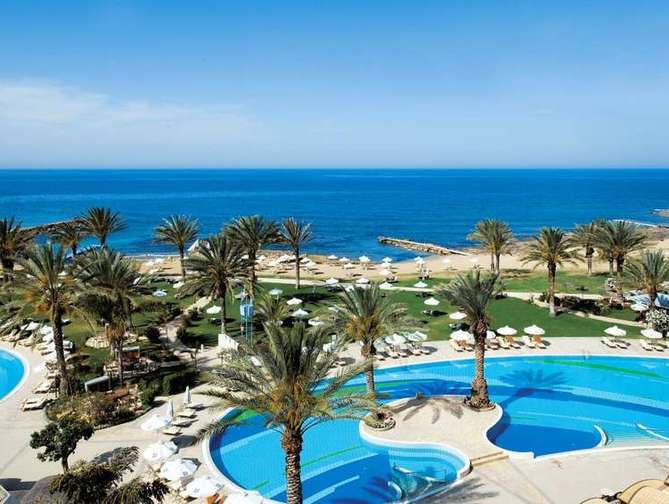 Athena Beach Hotel: Beste Deal op Cyprus!