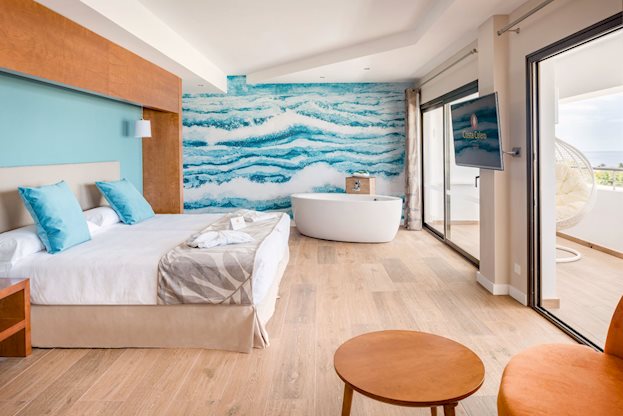 Hotelkamer in Costa Calero Thalasso en Spa Hotel Puerto Calero, Canarische Eilanden  foto 3