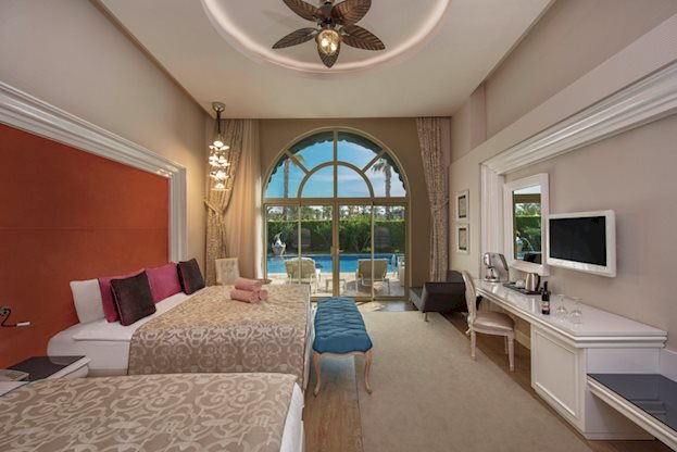 Hotelkamer in Delphin Imperial Hotel in Lara, Turkije foto 4