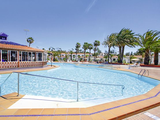 Zwembad van Dunaoasis Maspalomas in Maspalomas, Canarische Eilande foto 1