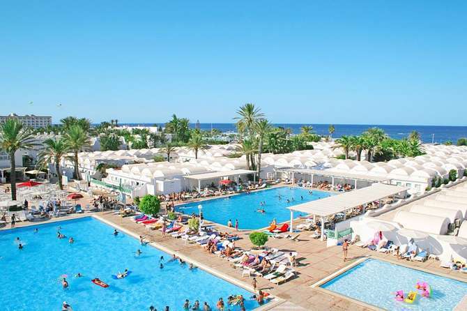 Zwembad van El Mouradi Club Hotel in Port el Kantaoui, Tunesië foto 1