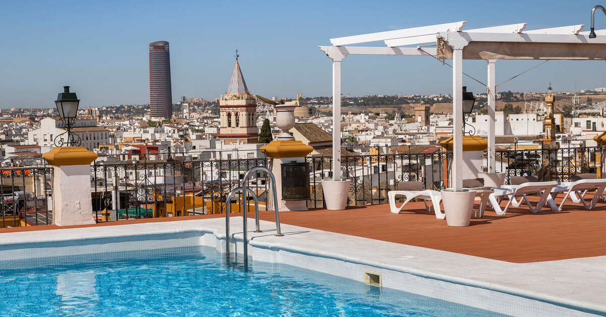 Zwembad van Exe Macarena Hotel Sevilla, Spanje foto 1