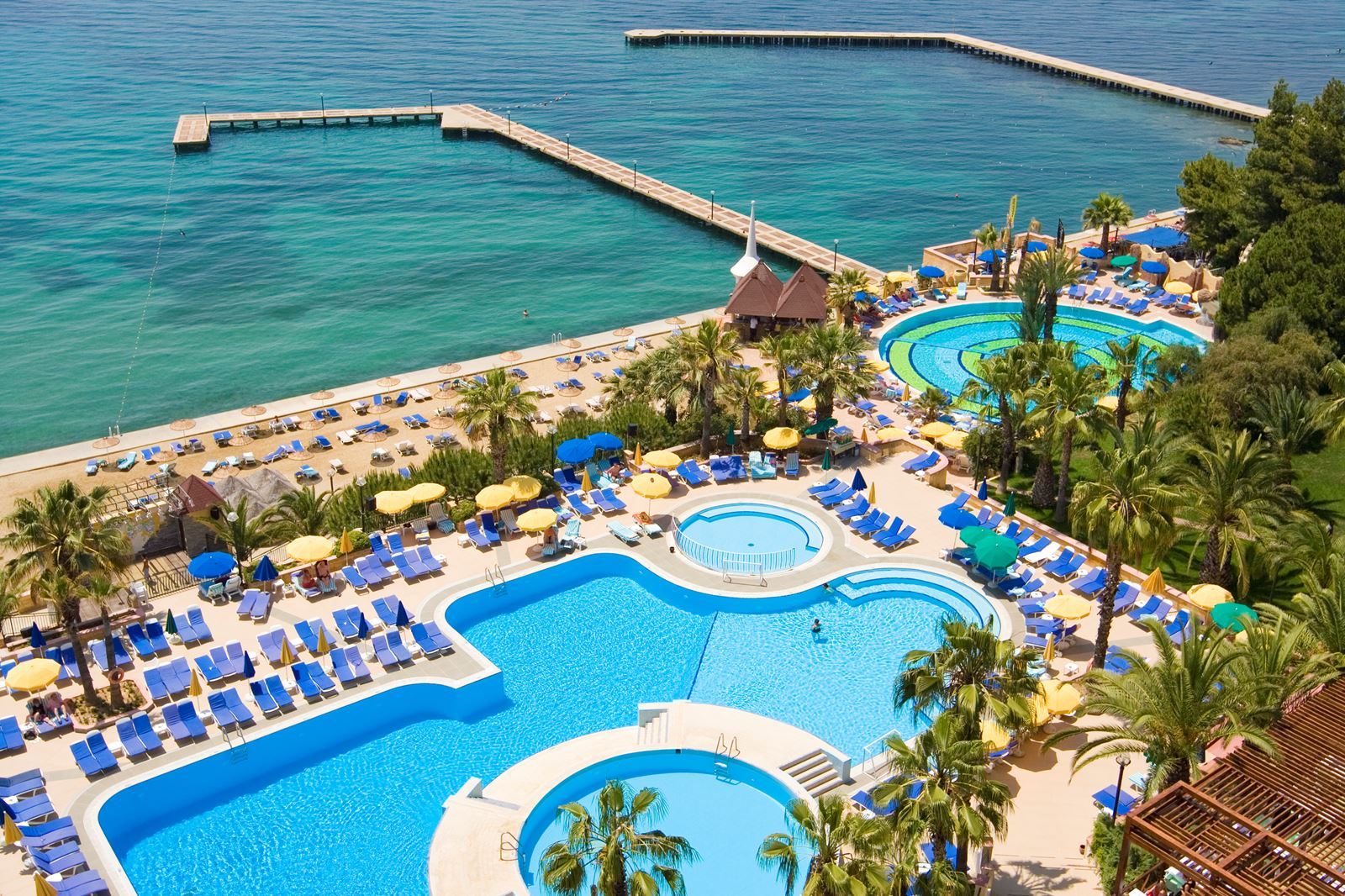 Zwembad van Fantasia de Luxe Hotel in Kusadasi, Turkije foto 1