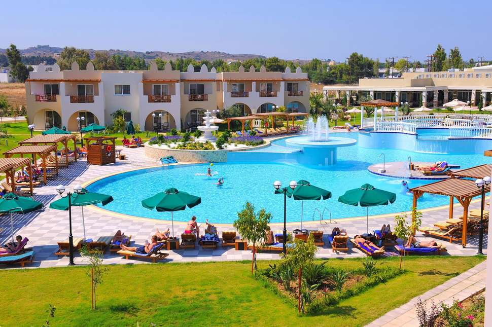 Zwembad van Gaia Palace Hotel in Mastichari, Griekenland foto 1