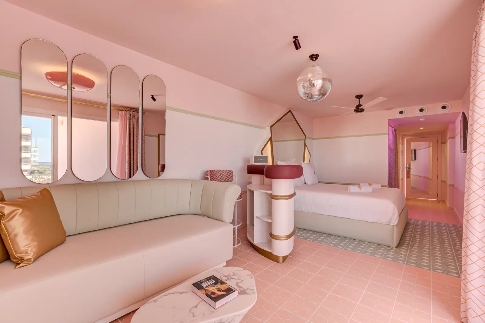 Grand Paradiso Ibiza | Reviews!