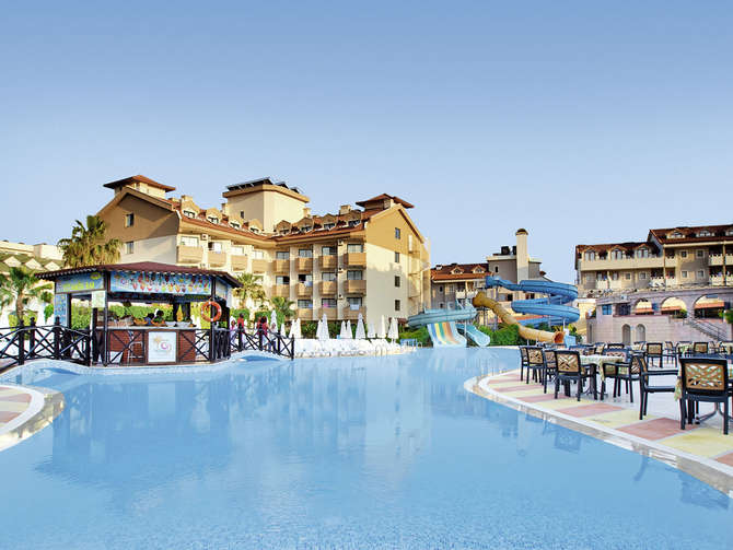 Zwembad van Grand Seker Hotel in Side, Turkije foto 3