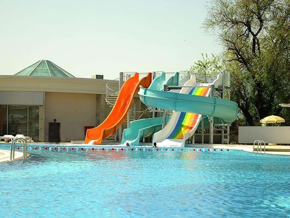 Zwembad met glijbanen van Green Nature Diamond Hotel in Marmaris, Turkije foto 3