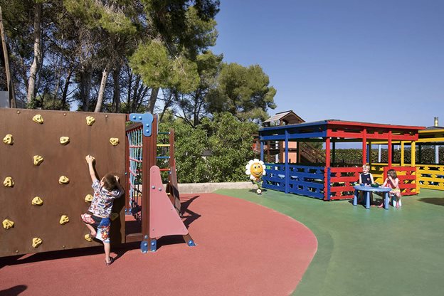 H10 Mediterranean Village Hotel in Salou, Spanje foto 4