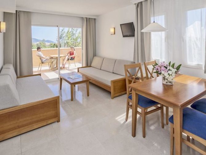 Hotelkamer in HC Ciudad Laurel Hotel in Cala Millor, Spanje foto 3