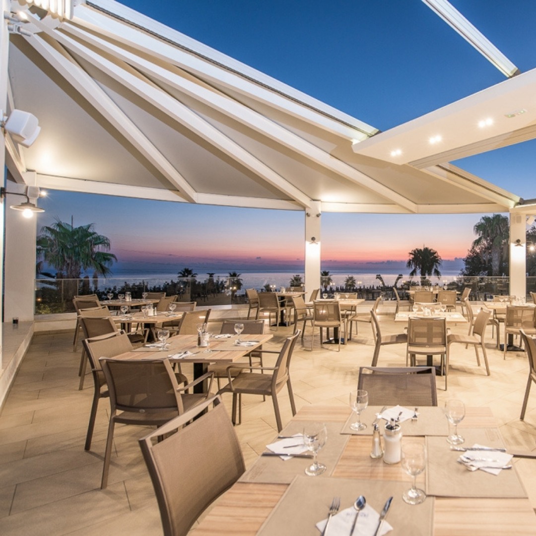 Horizon Beach Hotel in Stalis, Griekenland foto 4