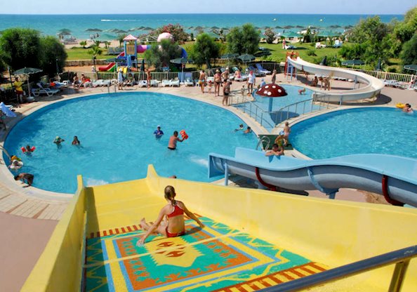 Zwembad met glijbanen van Kaya Belek Hotel Belek, Turkije foto 2