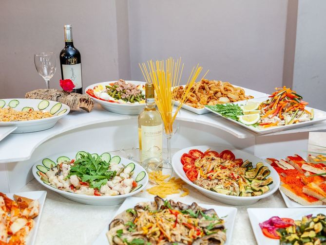 Restaurant in het Hotel Pedraladda in Castelsardo, Italie foto 3