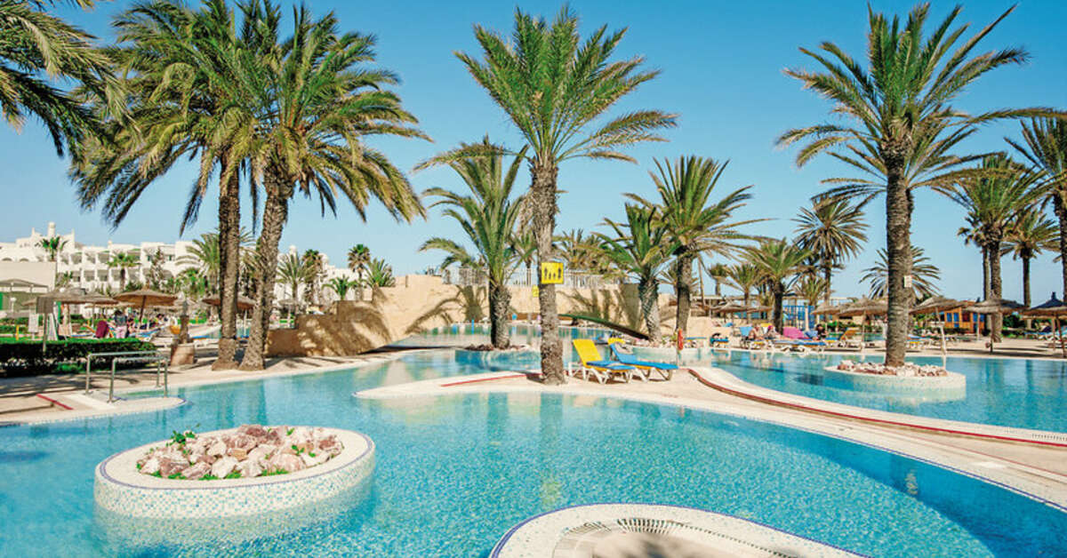 Zwembad van Houda Golf & Beach Resort in Skanes, Tunesië foto 1
