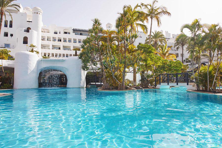 Architectuur van het Hyatt Ziva Jardín Tropical Tenerife Hotel in Costa Adeje, Spanje foto 4
