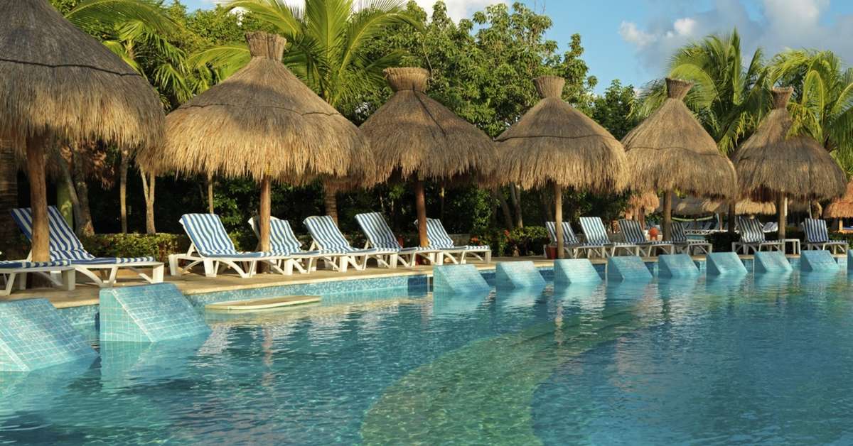 Zwembad van Iberostar Paraiso Del Mar Hotel in Playa Paraíso, Spanje foto 1