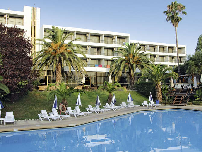 Zwembad van Ionian Park Hotel in Gouvia, Griekenland foto 1