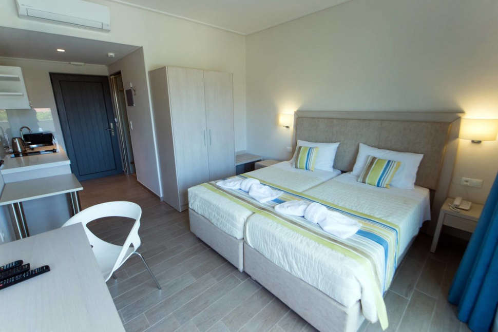 Hotelkamer in Irene Appartementen Hotel in Agios Gordios, Griekenland foto 2