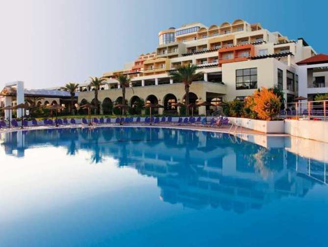 Zwembad van Kipriotis Panorama Hotel & Suites in Psalidi, Griekenland foto 1