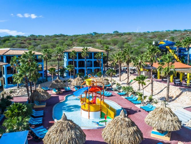 Zwembad van Kunuku Aqua Resort in Tera Cora, Curaçao foto 2