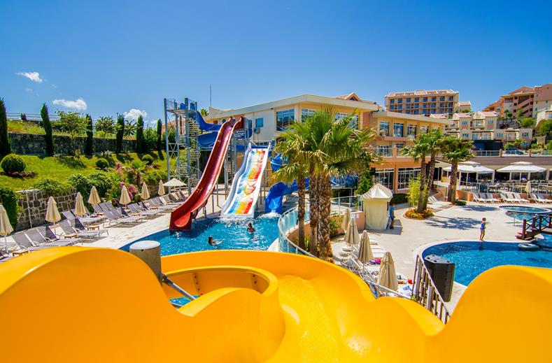 Zwembad van Golf Spa Resort in Kusadasi, Turkije foto 2