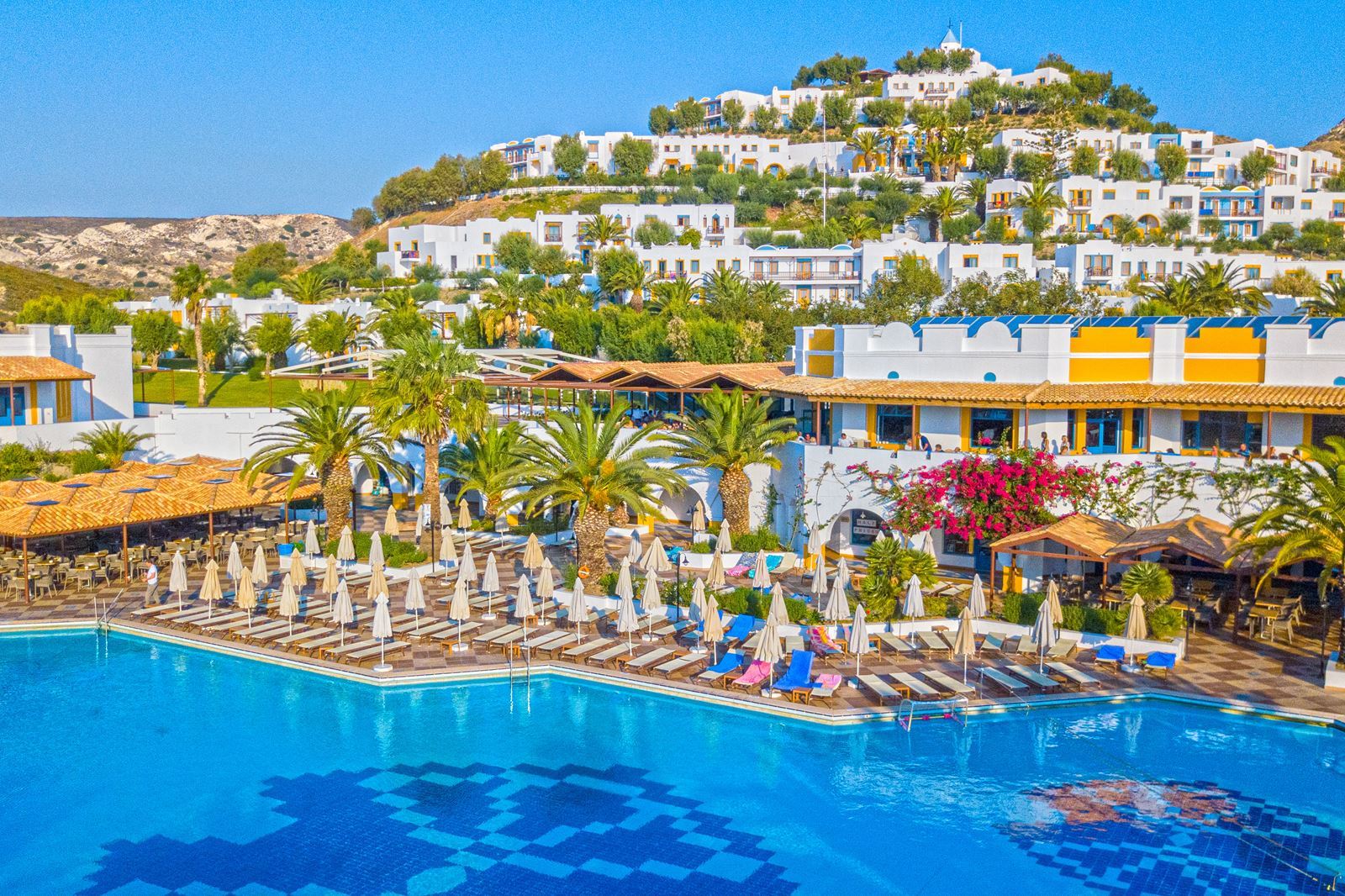 Zwembad van Lagas Aegean Village Hotel in Kardamena, Griekenland foto 1