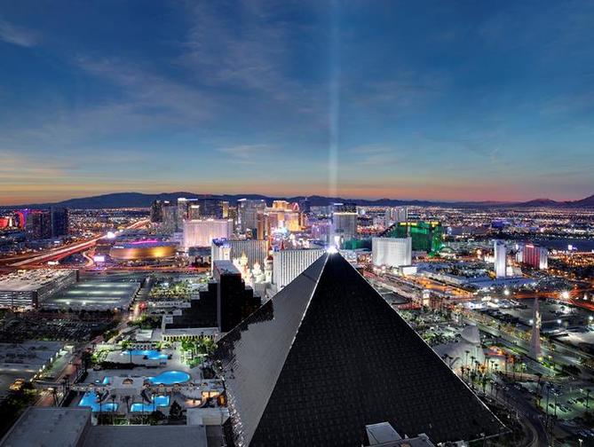 Luxor Hotel & Casino | Las Vegas