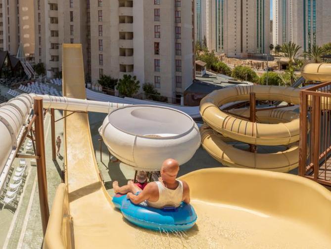 magic-tropical-splash-aparthotel-benidorn-spanje