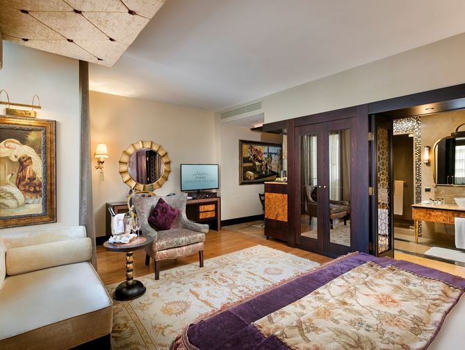 Hotelkamer in Titanic Mardan Palace Hotel Lara, Turkije foto 3