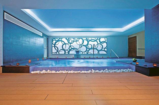 Hotelkamer in Melia Costa del Sol Hotel Torremolinos, Spanje foto 3