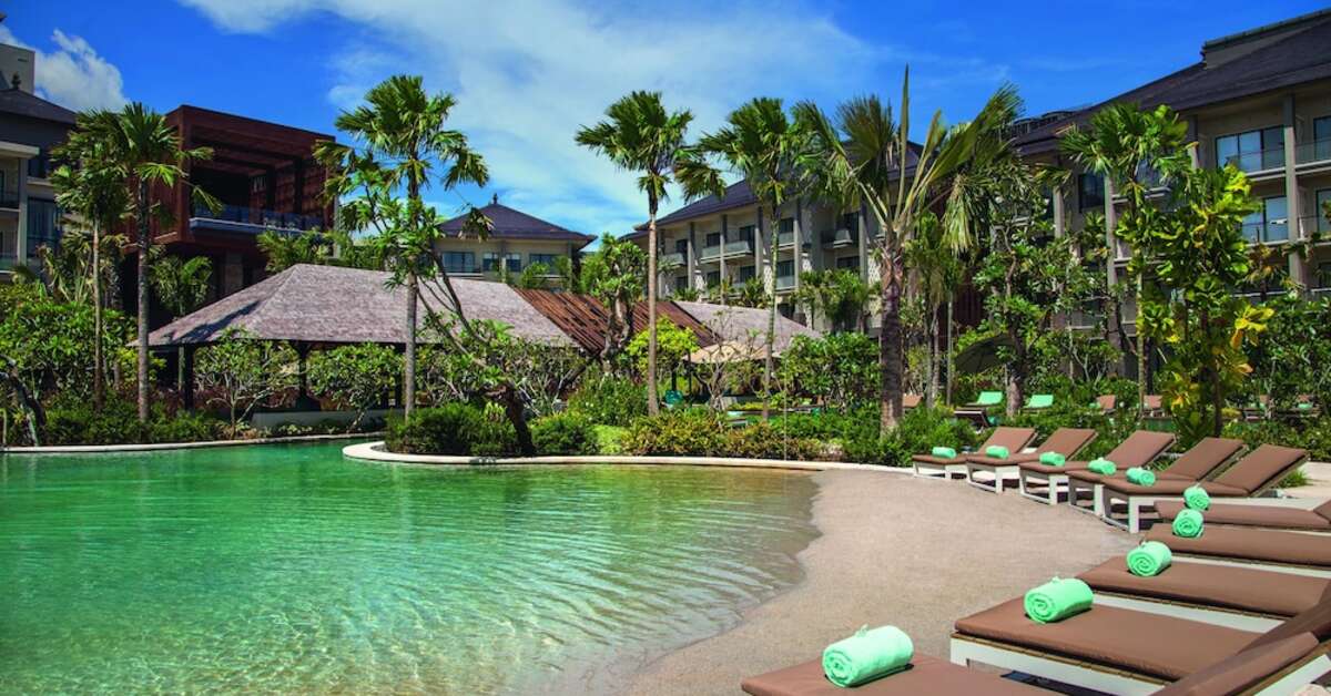 Zwembad van Mövenpick Spa Resort Jimbaran, Indonesië foto 1