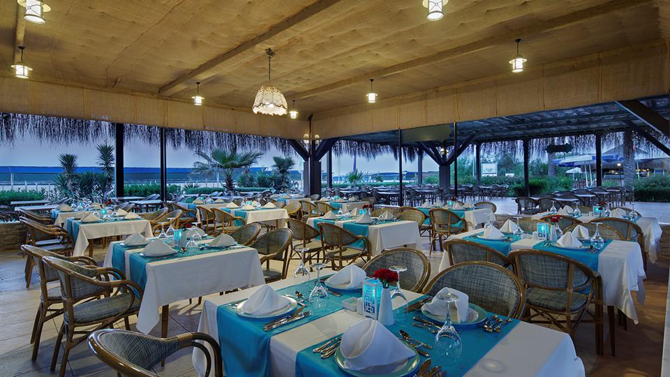 Restaurant in het Lago Hotel Side, Turkije foto 3
