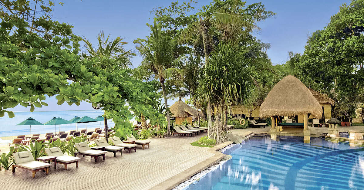 Zwembadzijde bij Novotel Hotel Tanjung Benoa, Indonesië foto 1