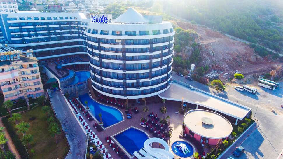 Buitenkant van NoxInn Deluxe Hotel Alanya, Turkije foto 3
