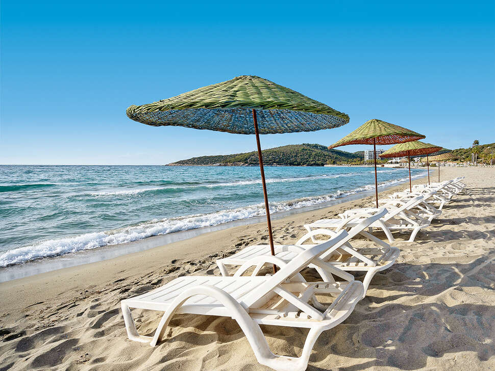 Zee en strand bij het Odelia Hotel Kusadasi, Turkije foto 2