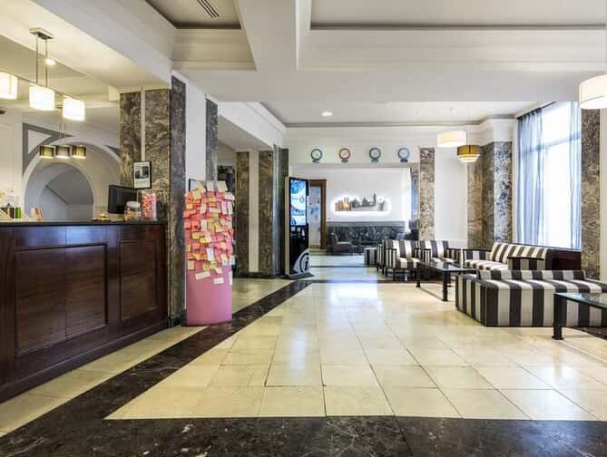 Oriente Atiram Hotels: Stijlvol Verblijf in Barcelona!