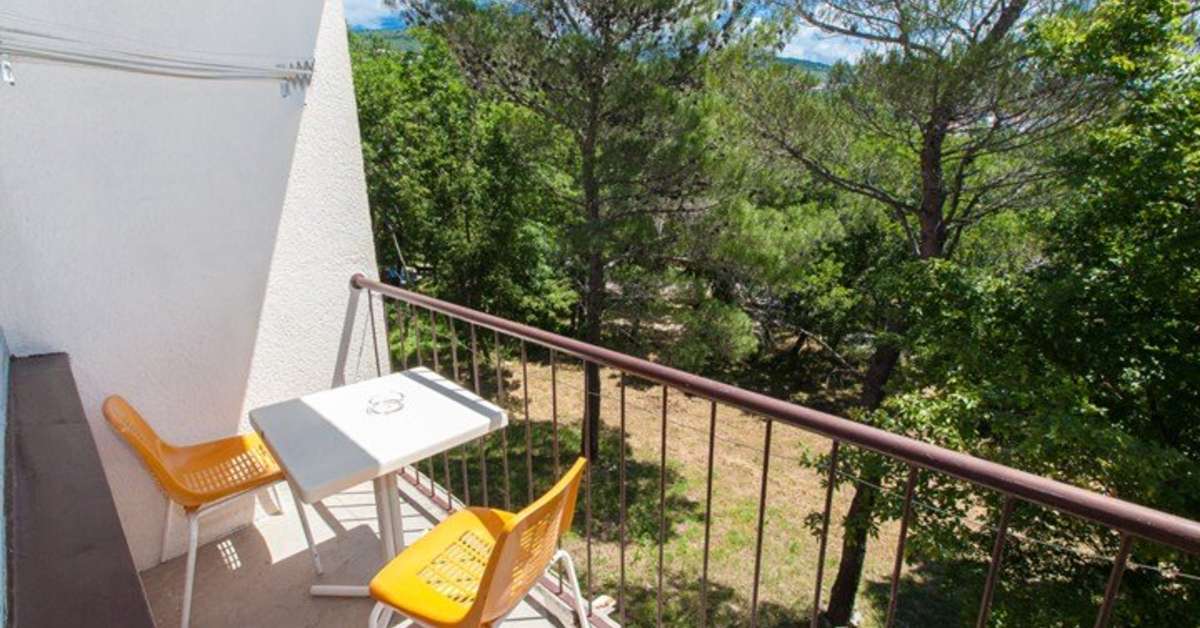Buitenzijde van het strand bij het Pavilions Kacjak Hotel in Crikvenica, Kroatië foto 3