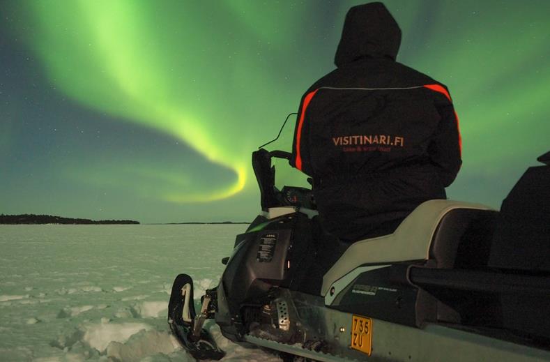 Buitenkant van Polar Star Hotel in Levi, Finland foto 2