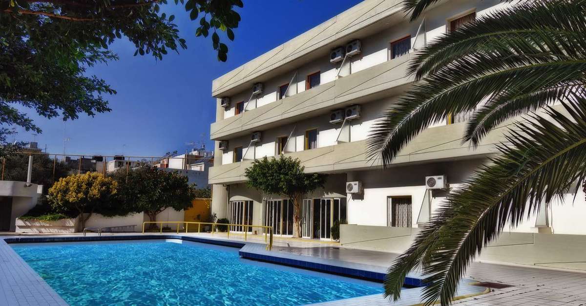 Zwembad van Porto Plazza Hotel Chersonissos, Griekenland foto 1