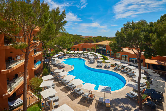 Zwembad van Protur Turo Pins Hotel in Cala Ratjada, Spanje foto 1