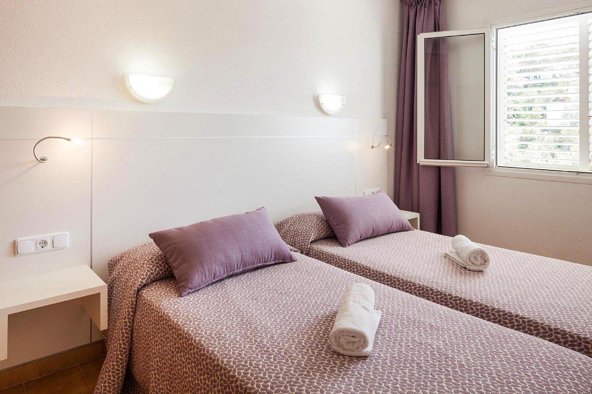 Hotelkamer in Puerto Hotel Cala Vadella, Spanje foto 3