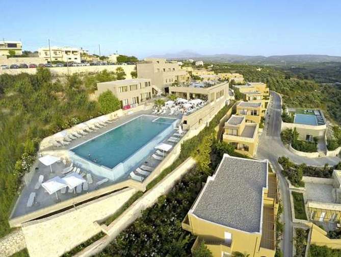 Zwembad van Rimondi Grand Resort in Rethymnon, Griekenland  foto 1