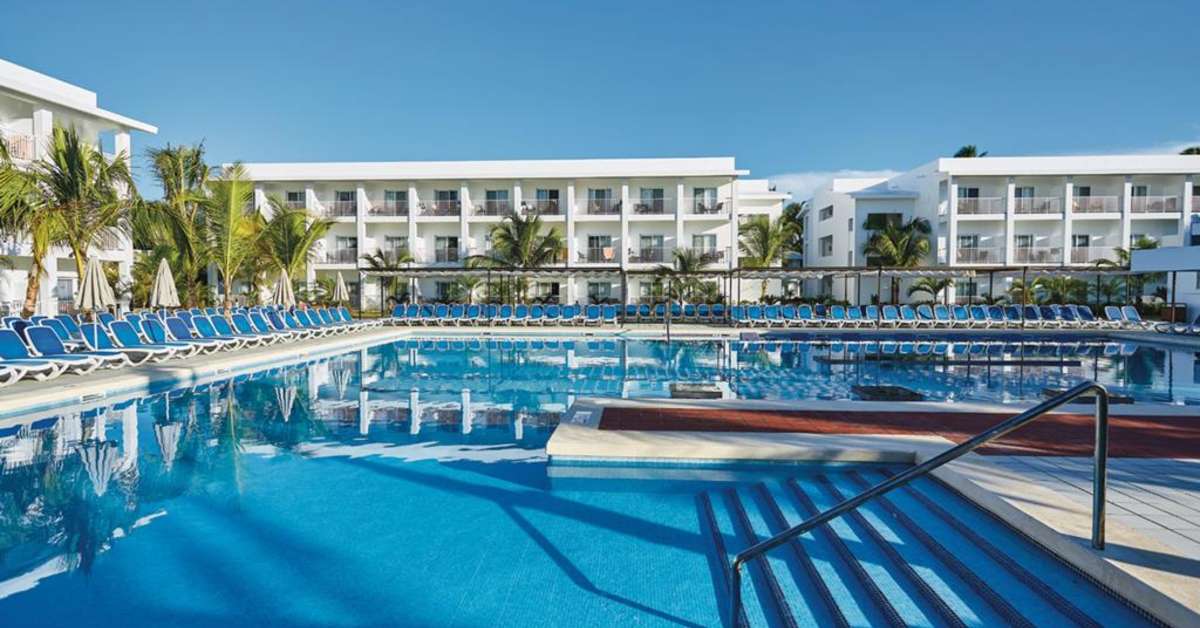 Zwembad van Riu Bambu Hotel Punta Cana, Dominicaanse Republiek foto 1