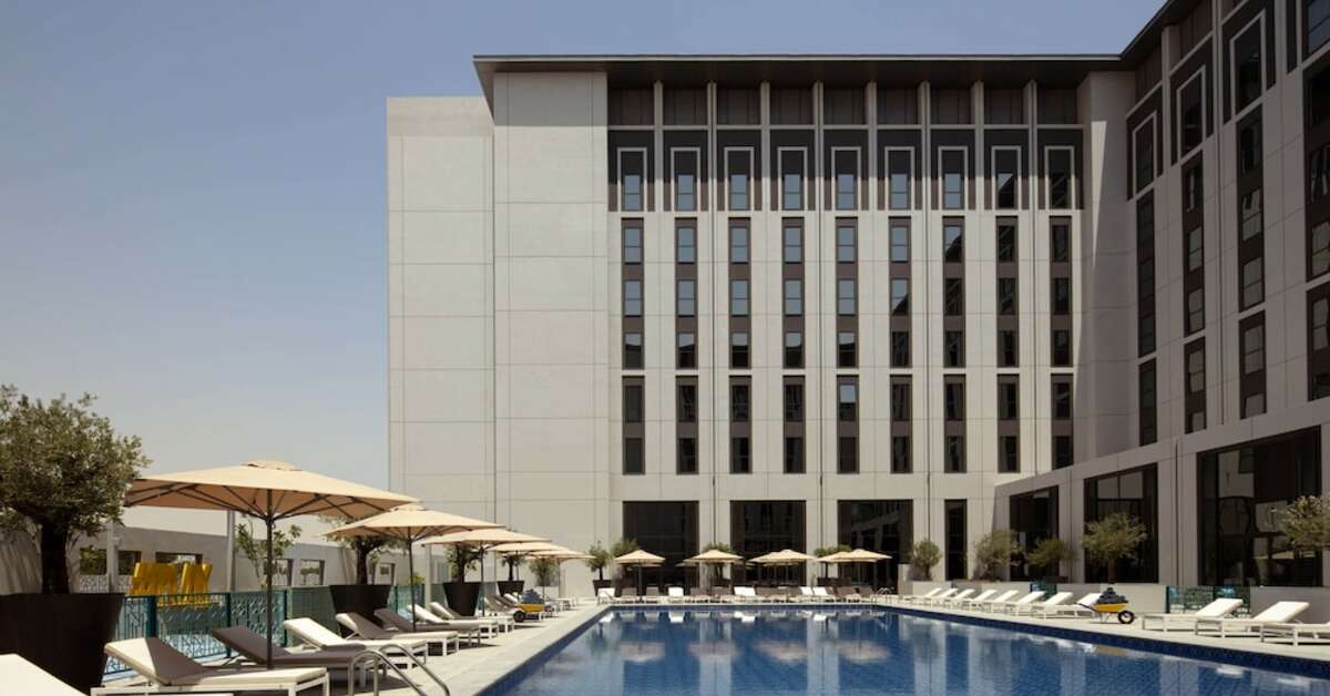 Zwembad van Rove The Park Hotel Dubai, Verenigde Arabische Emiraten foto 1
