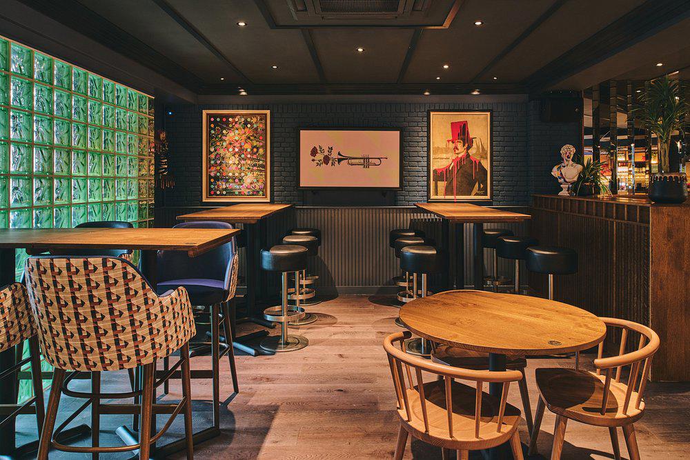 Restaurant in het Royal National in Londen, Groot-Brittannie foto 3
