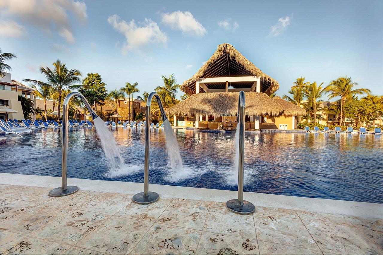 Zwembad van Royalton Splash Hotel Punta Cana, Dominicaanse Republiek foto 3
