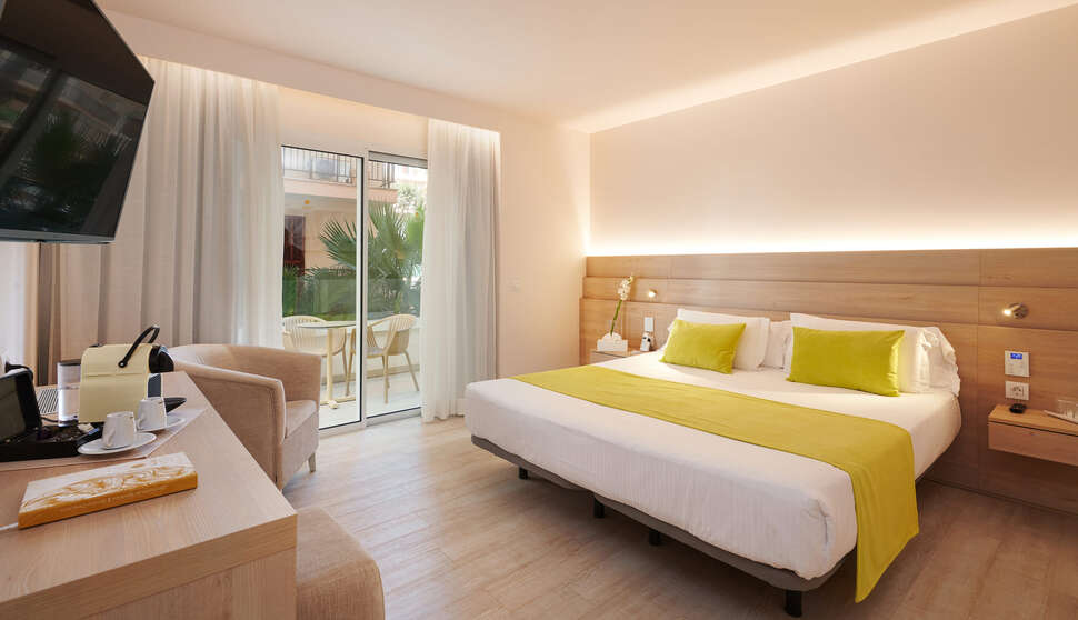 Hotelkamer in Sabina & Suites Hotel in Cala Millor, Spanje foto 3