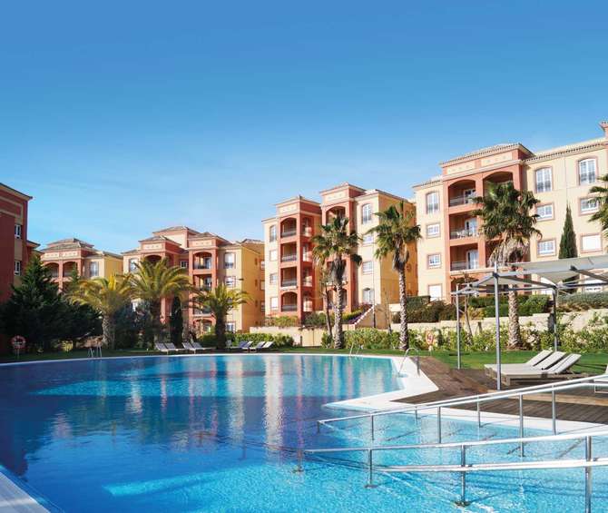 Zwembad van Ama Islantilla Hotel in Islantilla, Spanje foto 1